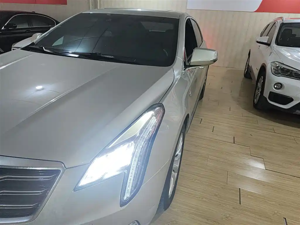 Cadillac XTS 2018 28T Luxury Model фото 24