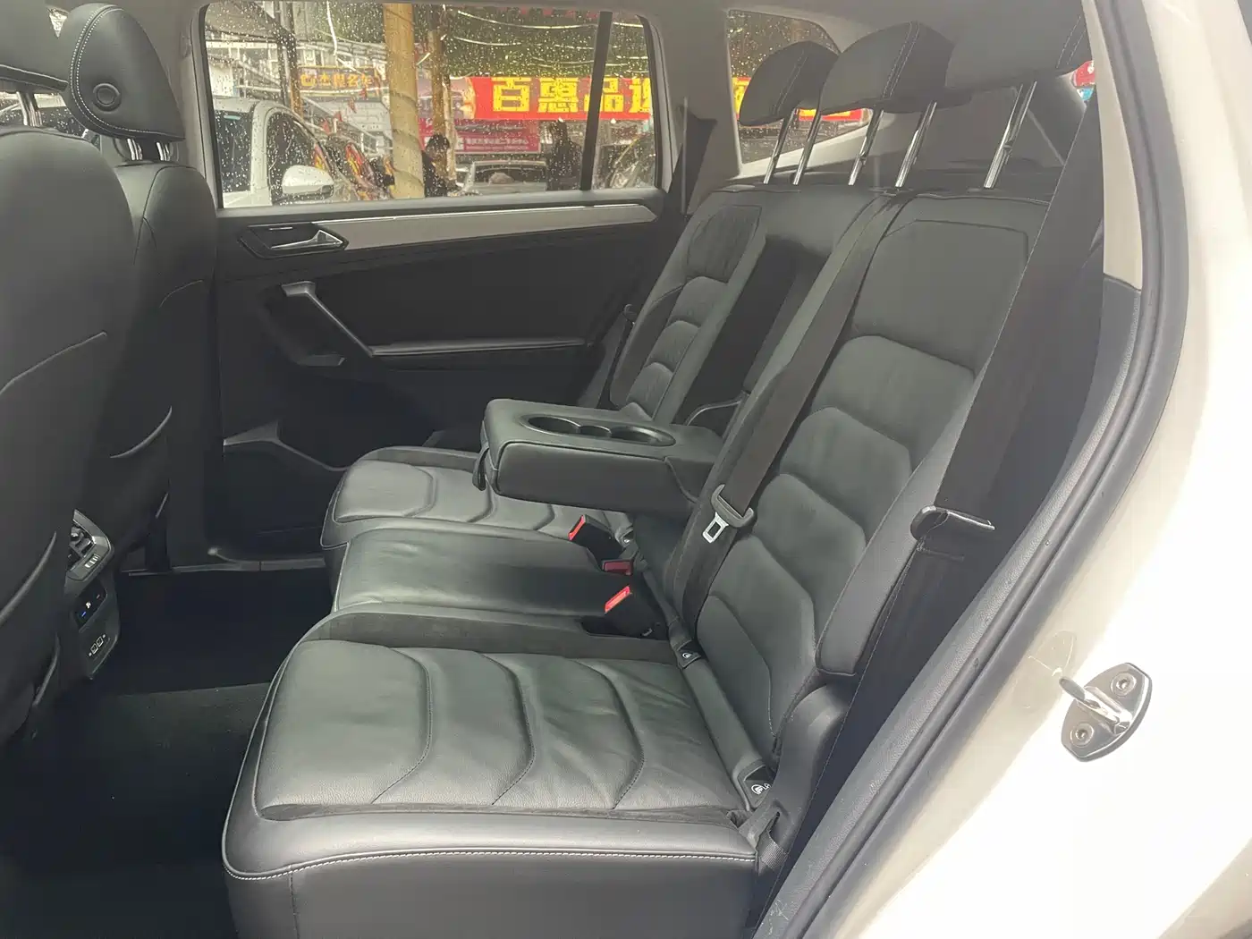 Volkswagen Tiguan L 2019 330TSI Automatic 2WD Panorama Comfort Edition China VI фото 10