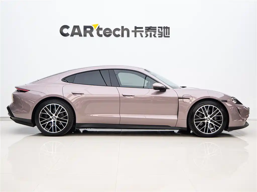 Porsche Taycan 2020 Taycan фото 3
