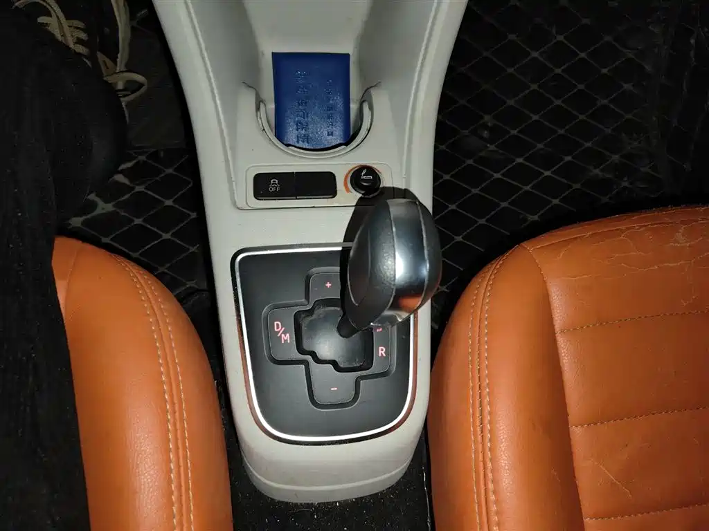 Volkswagen up! 2015 1.0L move up! фото 7