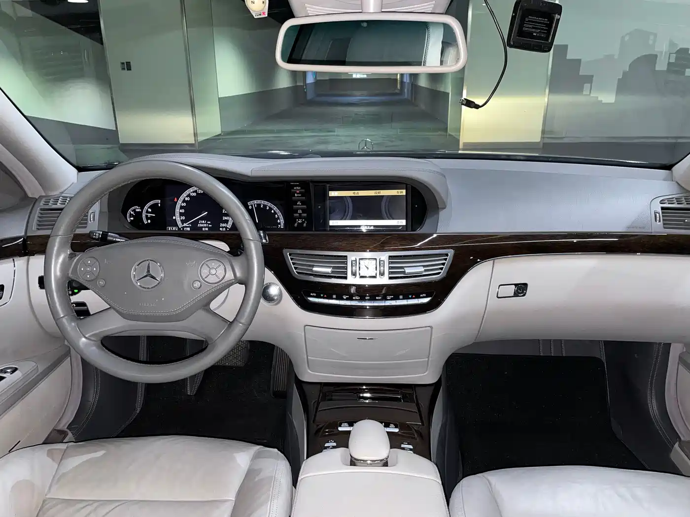 Mercedes-Benz S-Class 2010 S 300 L Business фото 17
