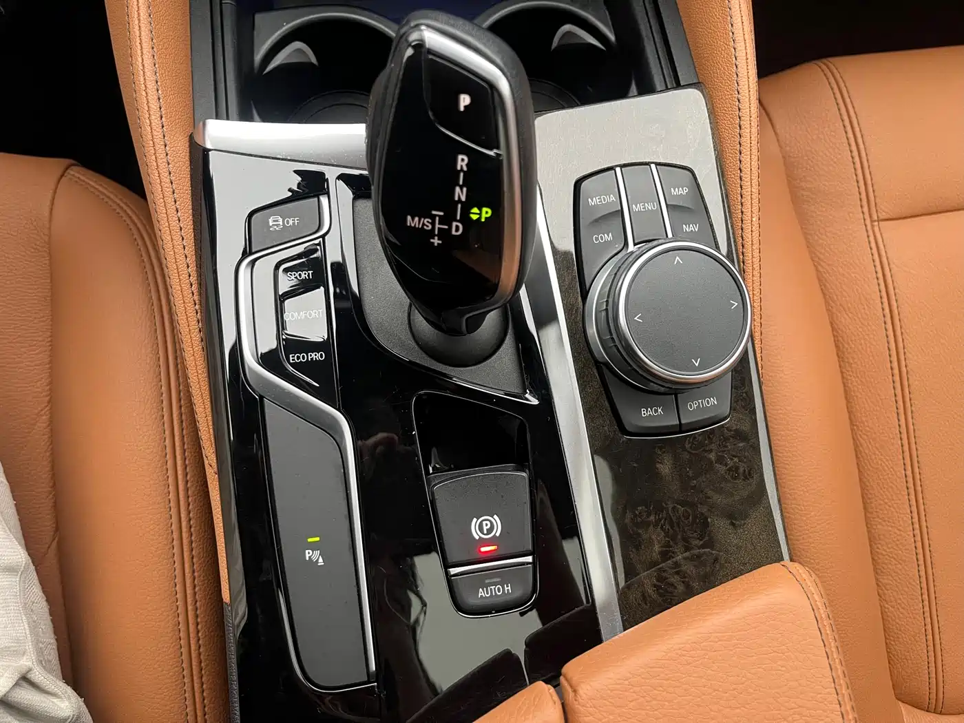 BMW 5 Series 2020 530Li Leading M Sport Package фото 21