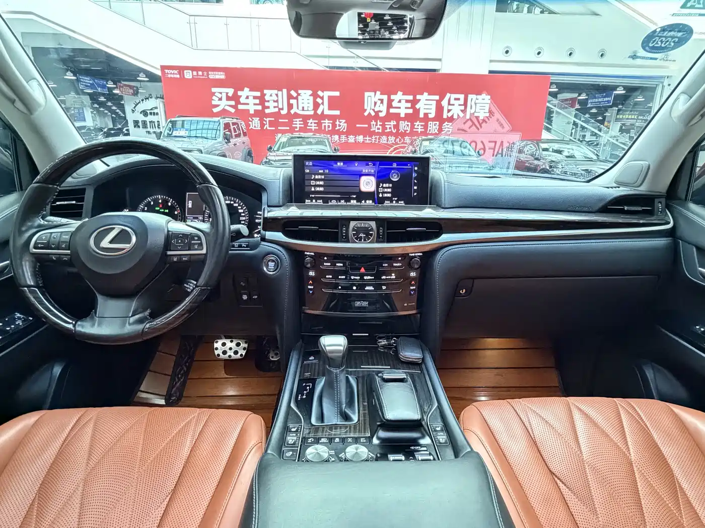 Lexus LX 2019 570 Peak Special Edition фото 8