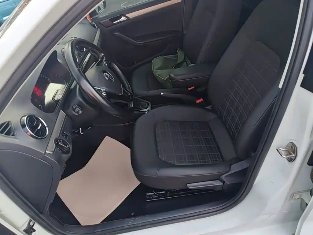 Volkswagen Jetta 2019 2019 Dream Edition 1.5L Auto Comfort