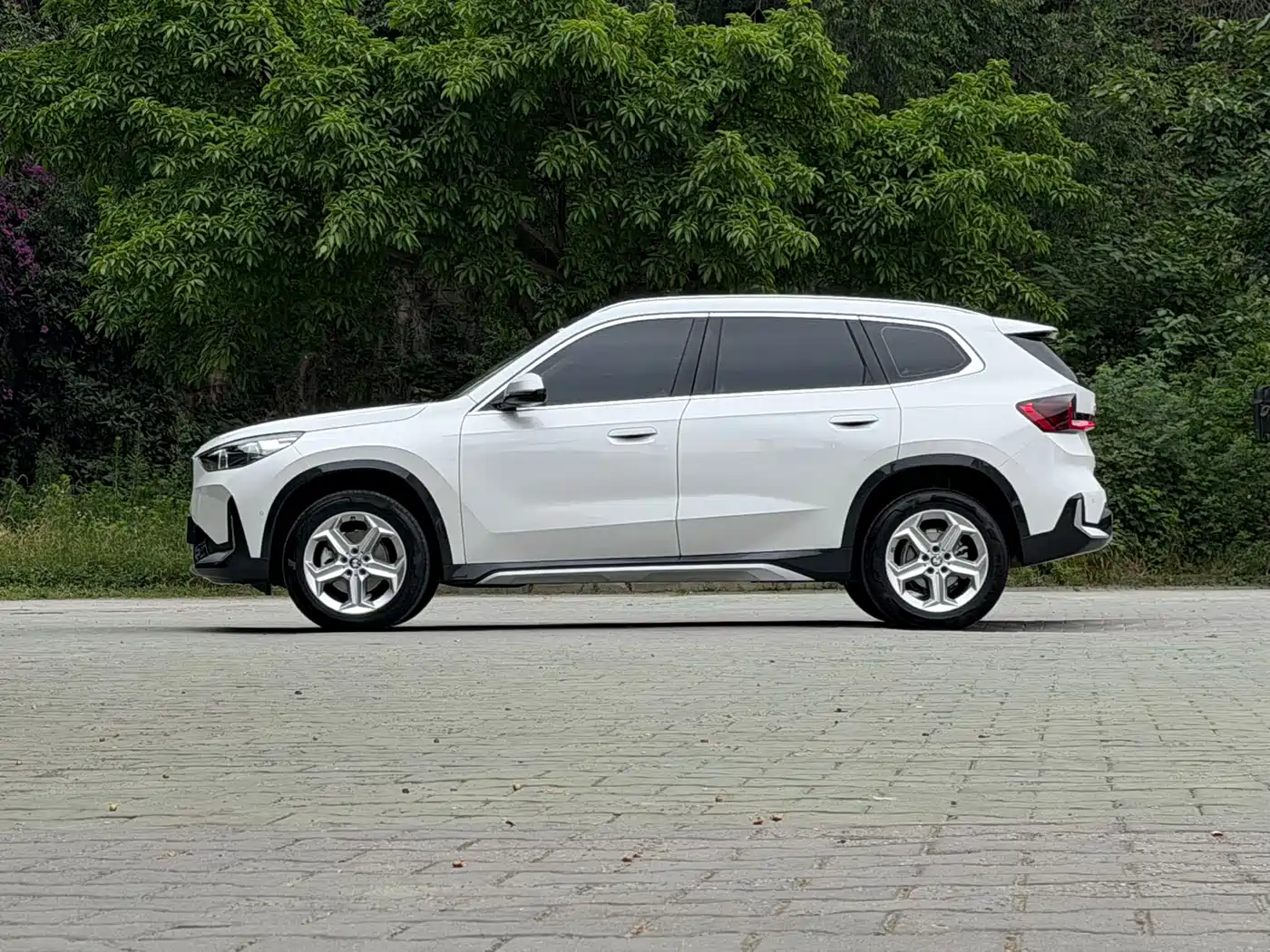 BMW X1 2023 sDrive20Li X Design Package фото 3