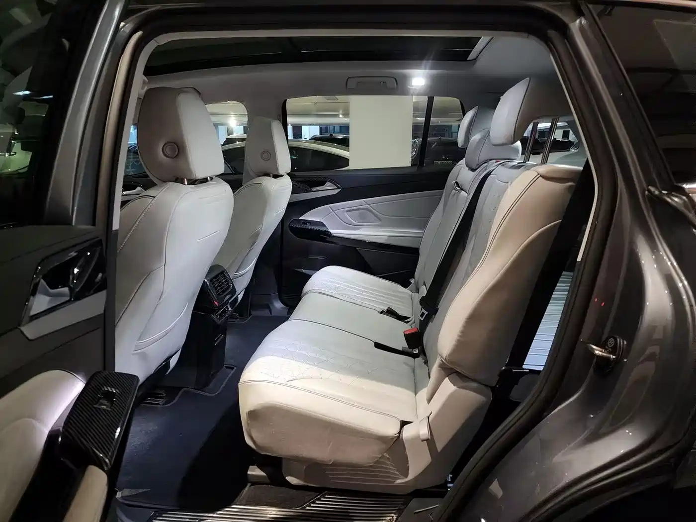 2022 Volkswagen ID.6 X