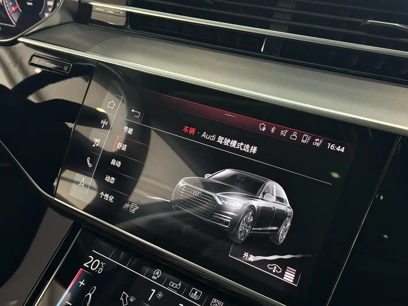 Audi A8 2018 A8L 55 TFSI quattro Launch Premium фото 18