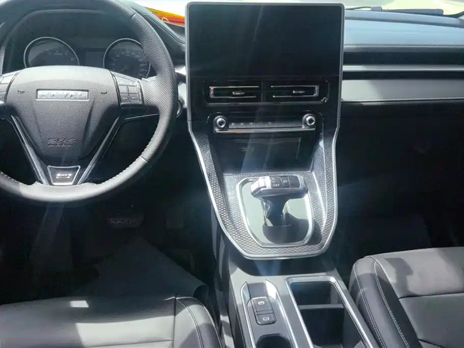 Haval M6 2023 PLUS 1.5T DCT Luxury Smart Connect фото 12