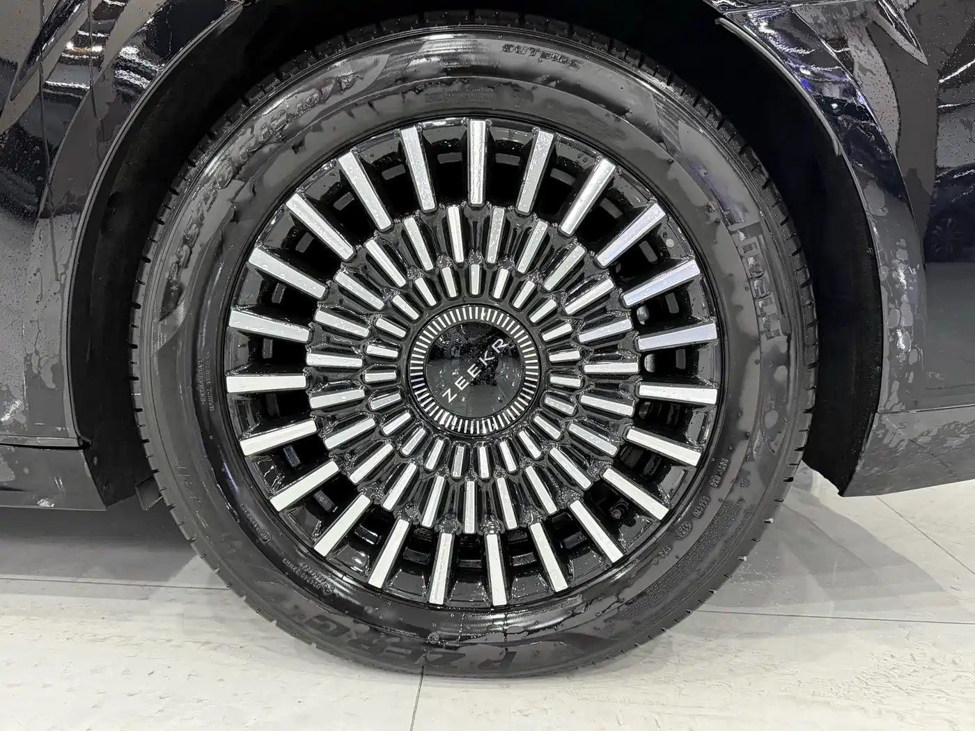 ZEEKR EXTREME KRYPTON 009