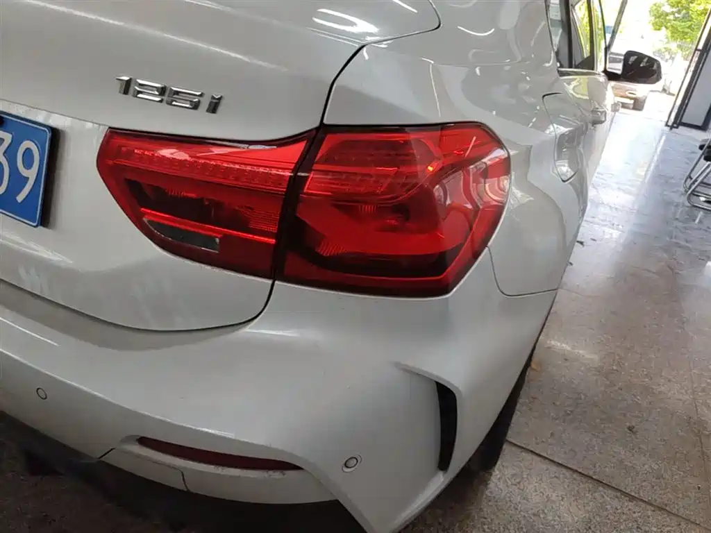 BMW 1 Series 2020 Model 125i Leading M Sport Package фото 24