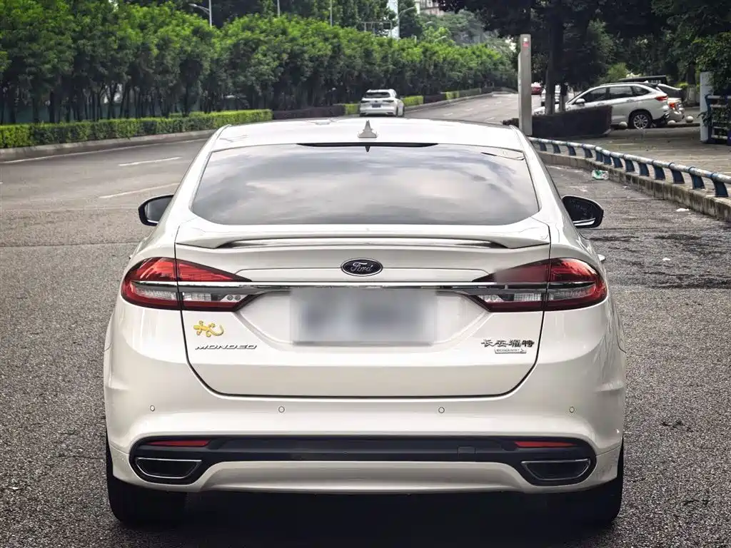 FORD MONDEO