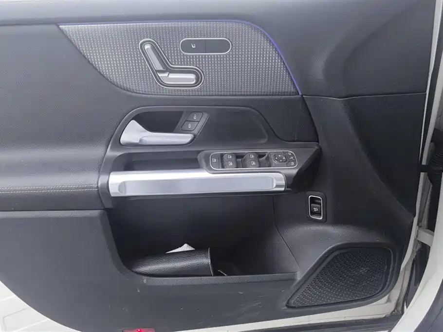 Mercedes-Benz GLB 2022 Model GLB 200 Fashion Edition фото 7