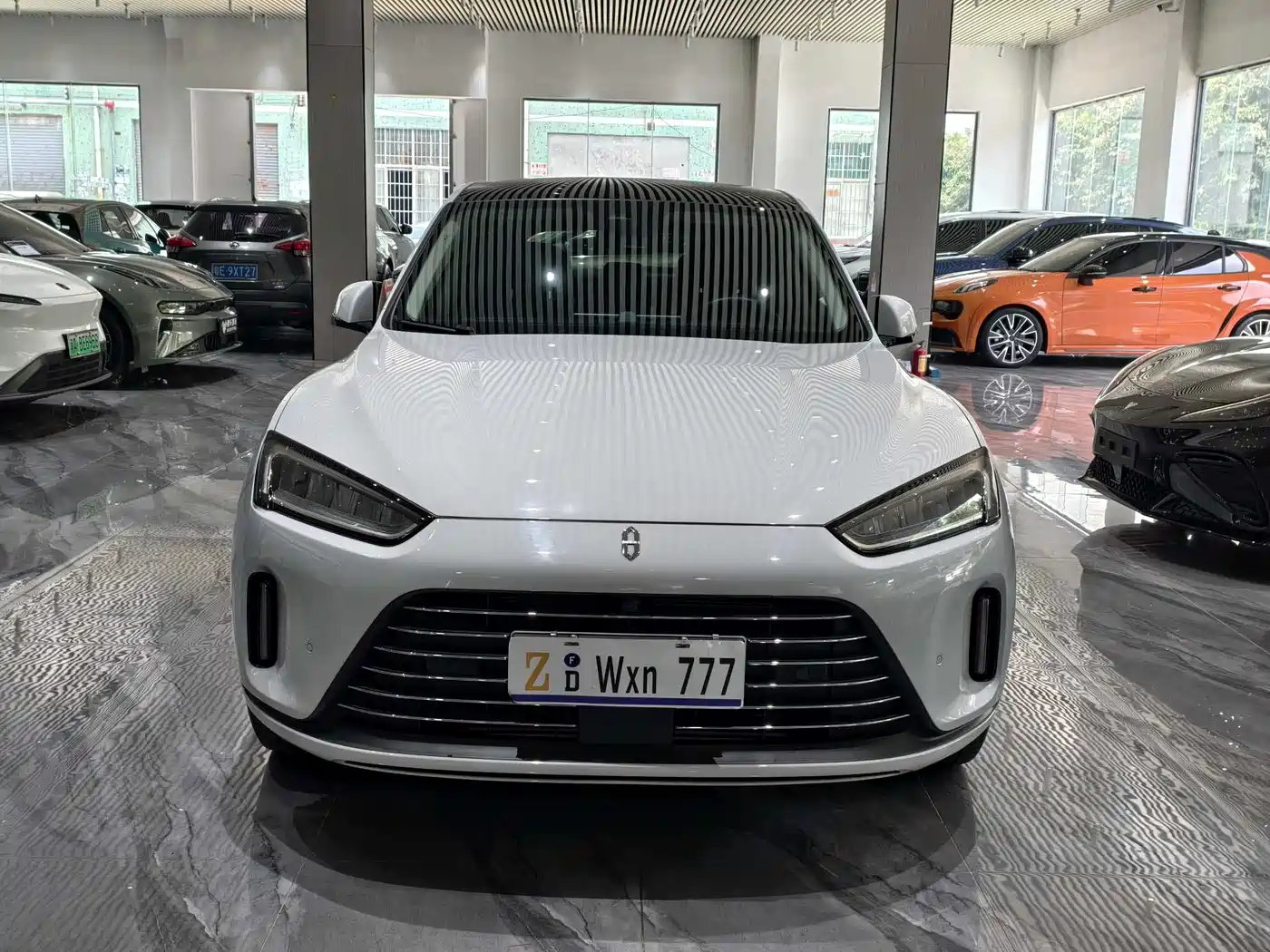 AITO Wenjie AITO M5 2022 Extended Range AWD Flagship фото 2