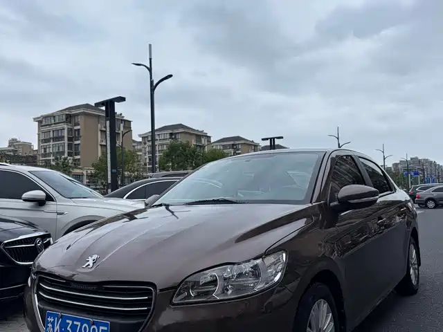  Peugeot Peugeot 301 2014 1.6L Manual Comfort Edition