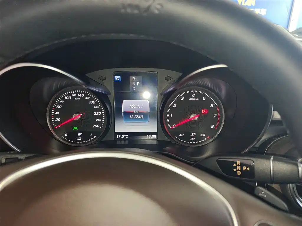 Mercedes-Benz GLC 2017 GLC 300 4MATIC Dynamic фото 8