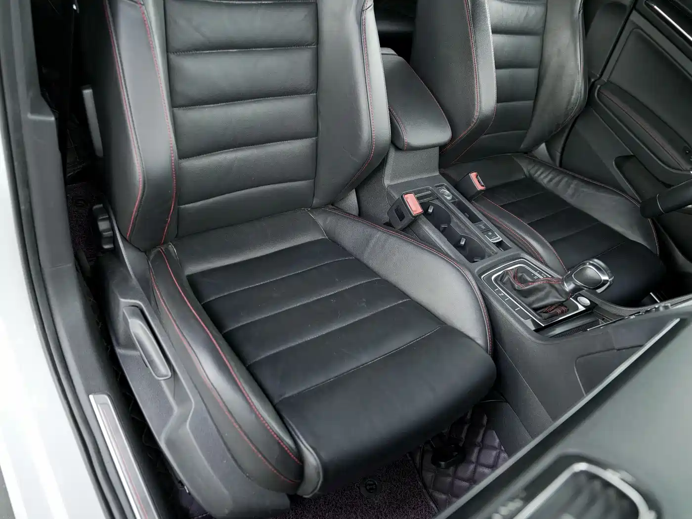 Volkswagen Golf GTI 2016 2.0TSI GTI фото 14