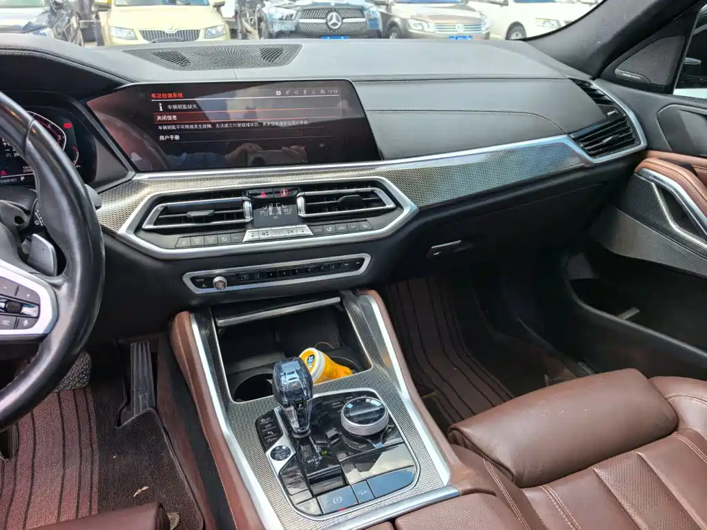 Фото 14 - BMW X6