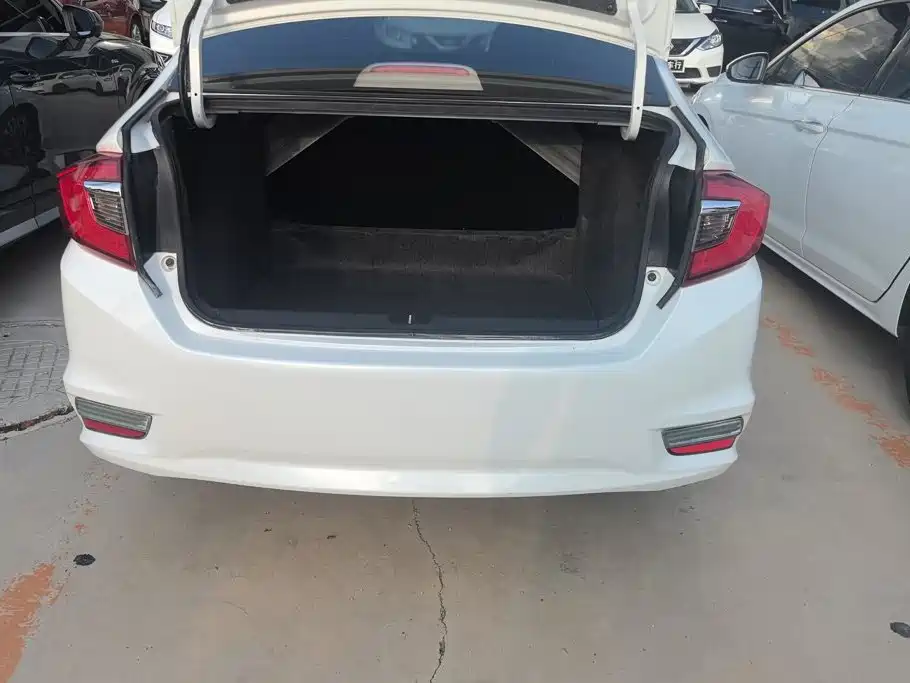 Honda Greiz 2017 2016 1.5L CVT Comfort Edition