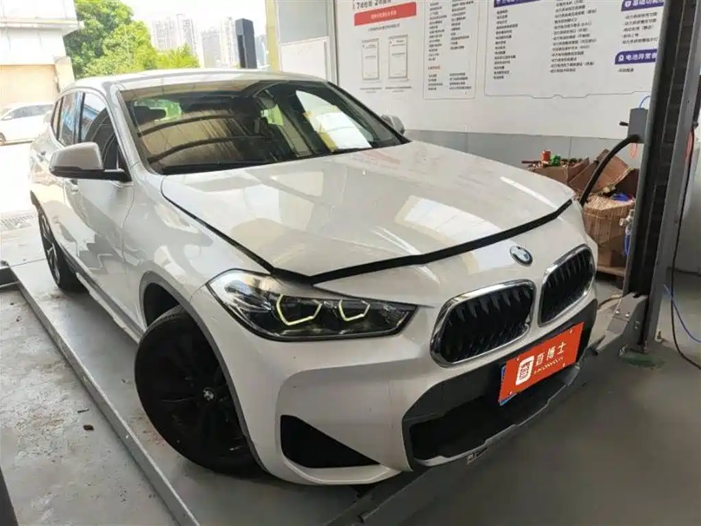 BMW X2 2021 sDrive20i M Off-Road Package фото 2