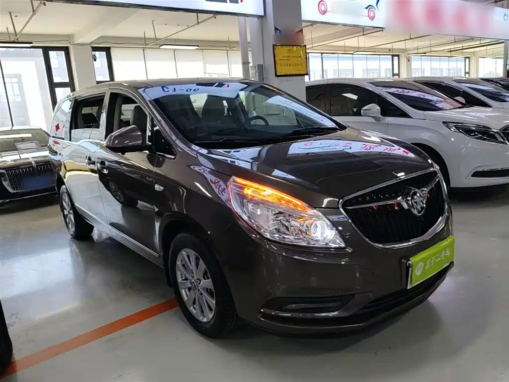 Buick GL8 2017 25S Premium Model China V фото 4