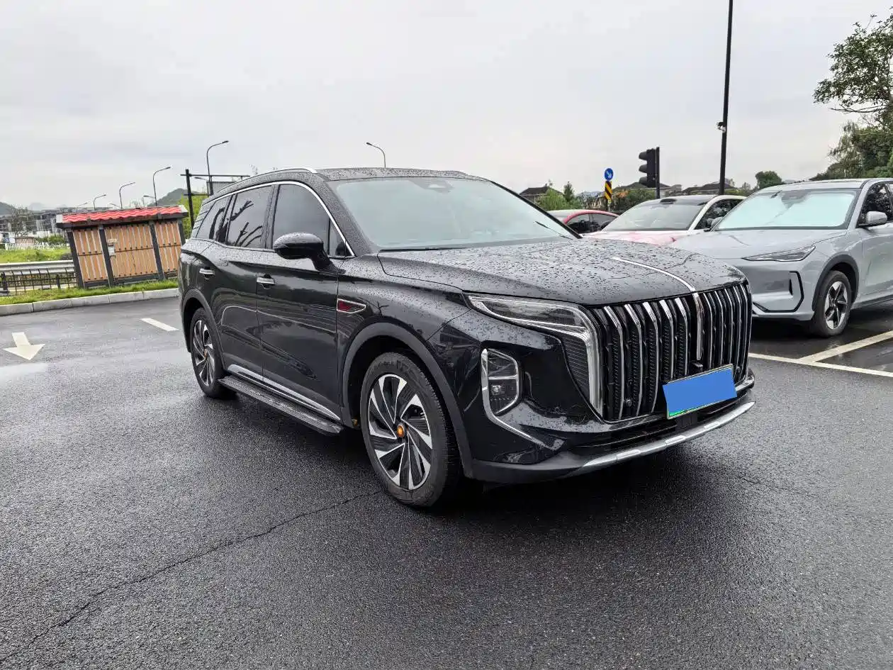 Hongqi HS7 PHEV 2025 2025 Revised Model 2.0T PHEV 4WD Flag Ultimate Edition 6-Seater