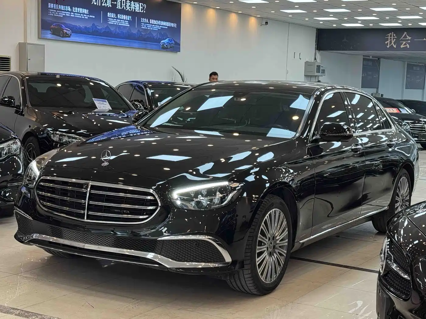 Mercedes-Benz E-Class 2021 E 300 L Luxury фото 3