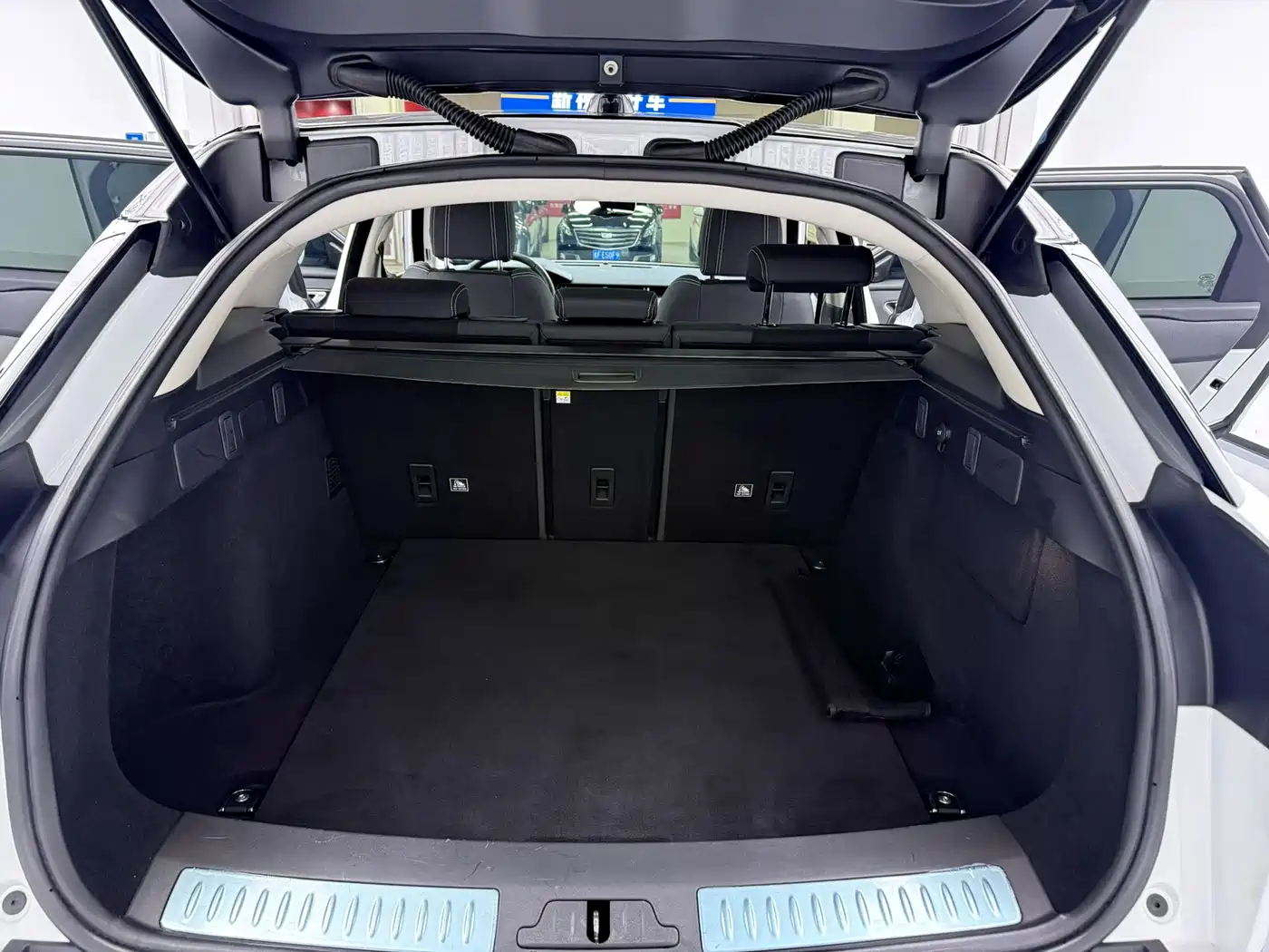 Land Rover Range Rover Velar 2020 P250 фото 6