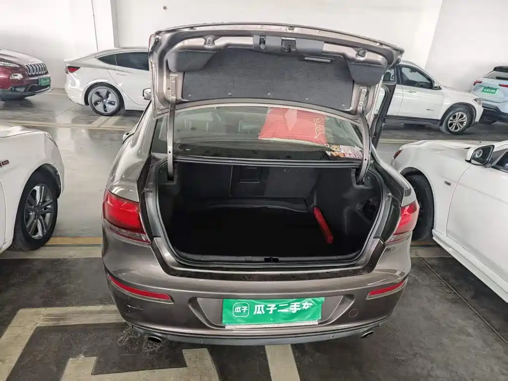 Qoros 3 2016 2016 Sedan 1.6T Automatic Zhizhen Enhanced