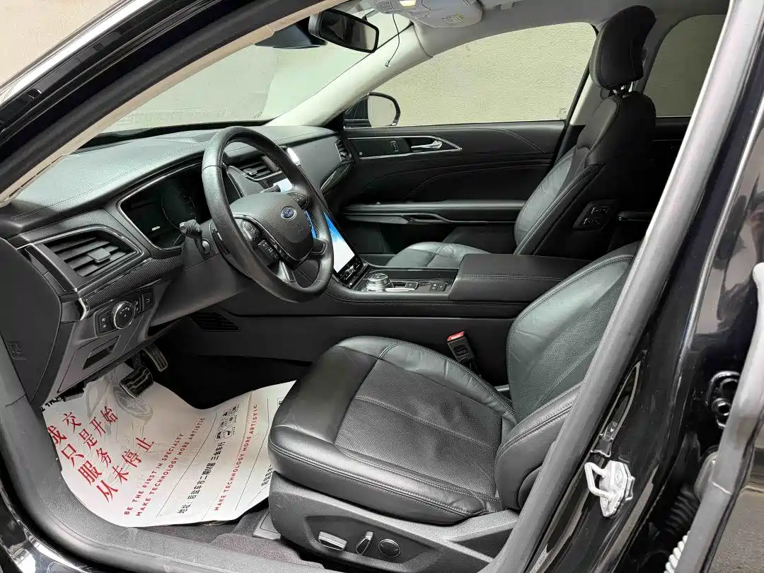Фото 4 - Ford Taurus