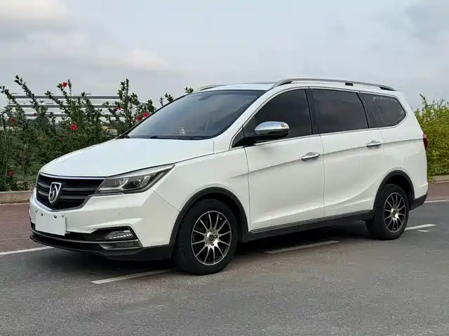 BAOJUN 730