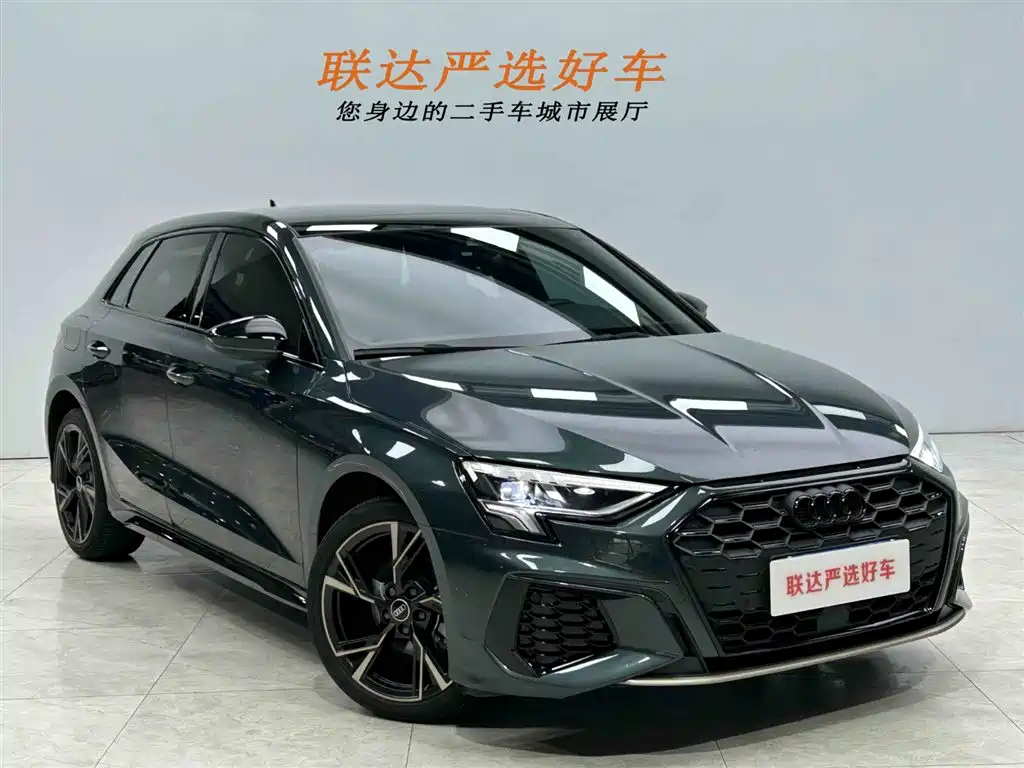 Audi A3 2024 Model Sportback 35 TFSI RS Edition фото 23