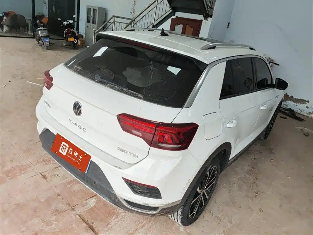 Volkswagen T-ROC 2022 280TSI DSG 2WD Comfort PLUS фото 4