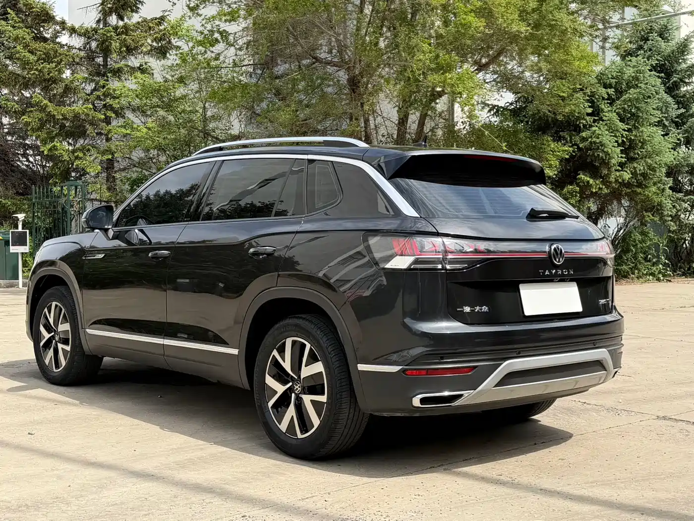 Volkswagen Tayron 2023 280TSI 2WD Luxury Plus Advanced Edition фото 7
