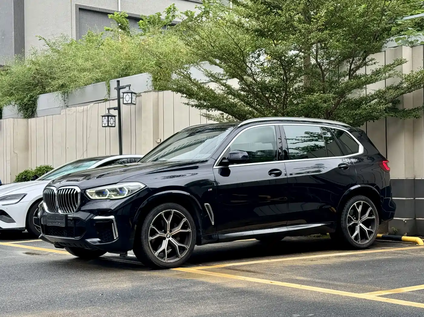 Фото 2 - BMW X5