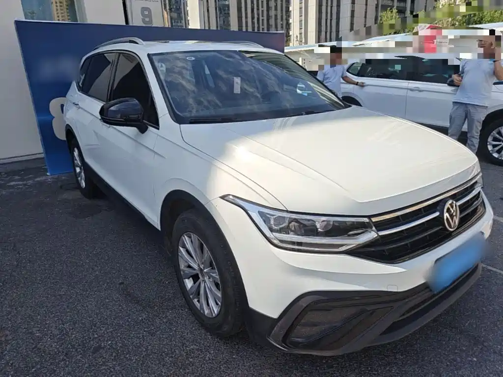 Volkswagen Tiguan, миниатюра 4