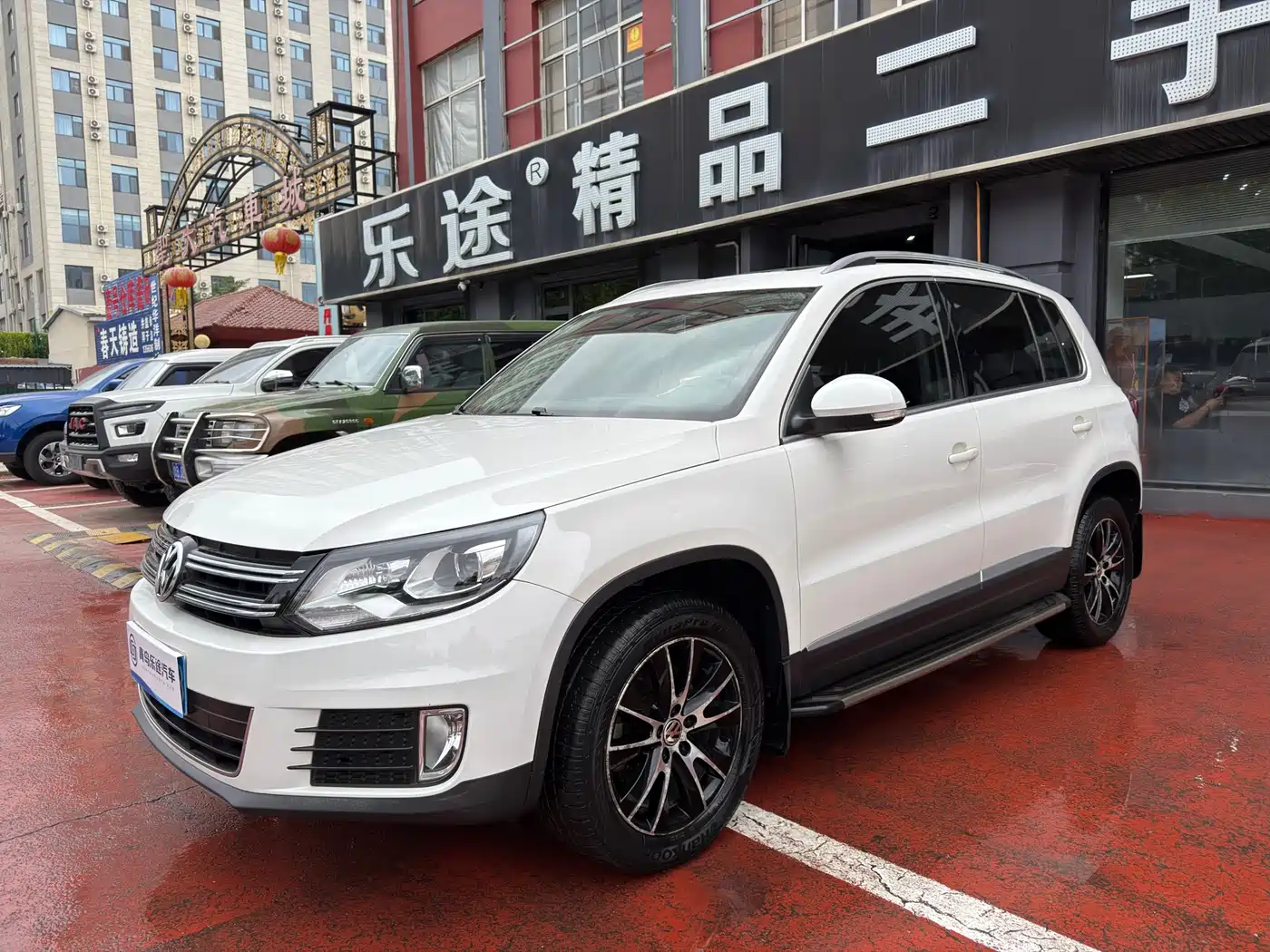 Volkswagen Tiguan 2015 1.8TSI Automatic 2WD Highline фото 2