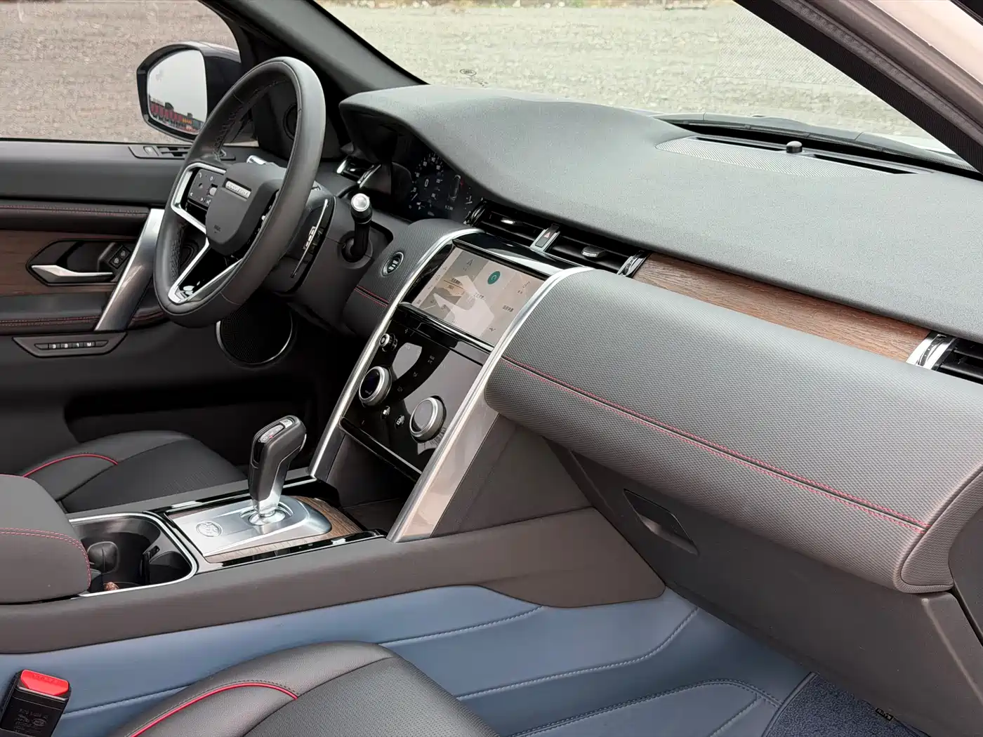 LAND ROVER DISCOVER SPORTS