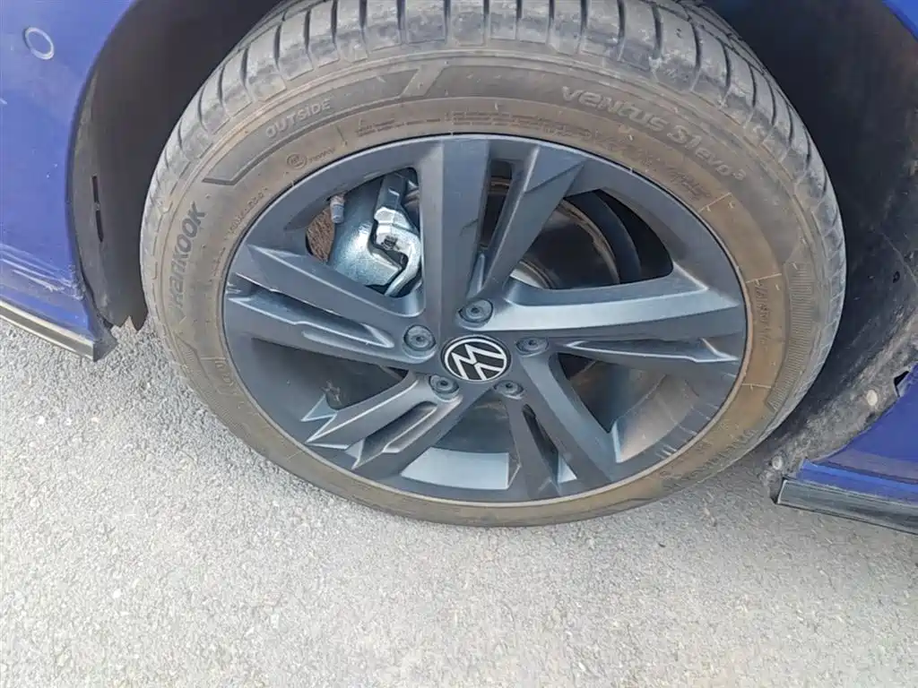 Volkswagen Golf 2021 280TSI DSG R-Line фото 23