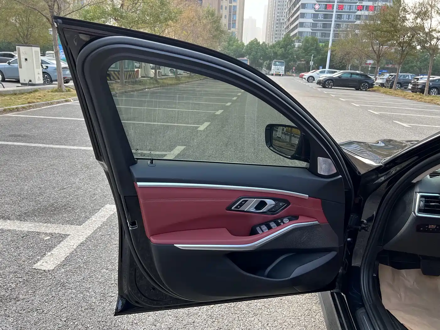 BMW i3 2024 eDrive 35 L фото 6