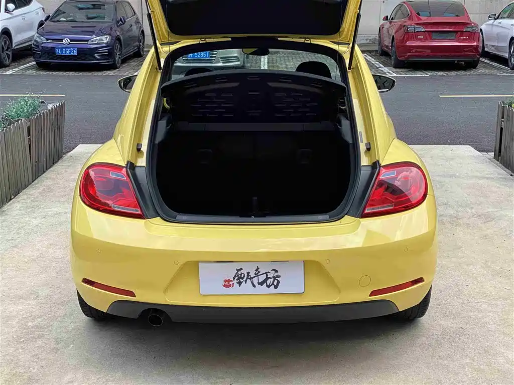 Volkswagen Beetle 2015 180TSI фото 7