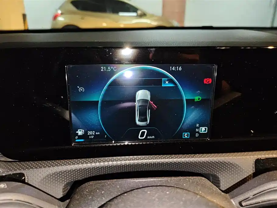 Mercedes-Benz A-Class 2019 A 180 L Sport Sedan фото 14