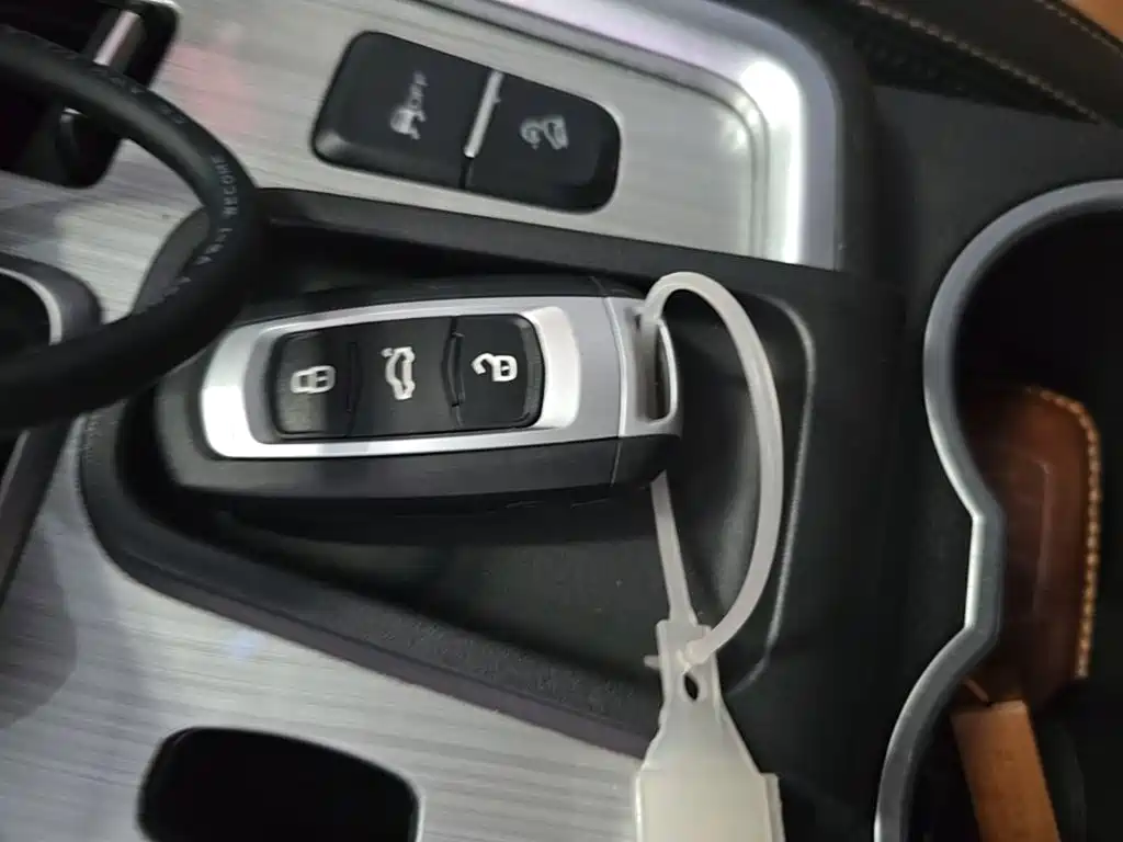 Geely Emgrand X6 2016 2016 1.3T CVT Luxury