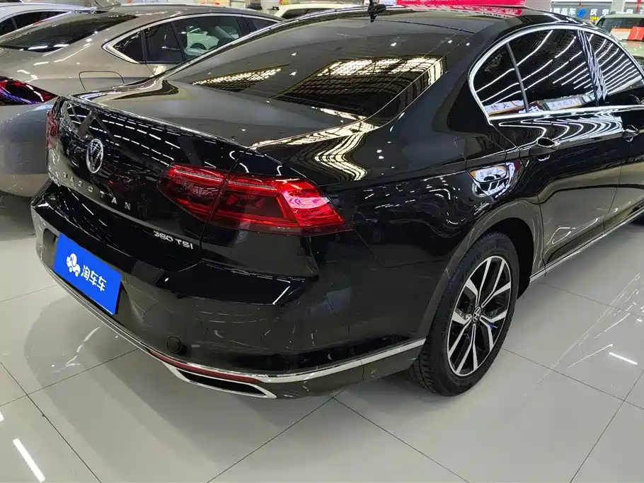 Volkswagen Magotan 2020 330TSI DSG Leading фото 3