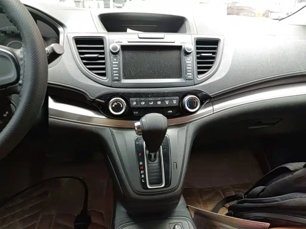 صورة 13 - Honda CR-V