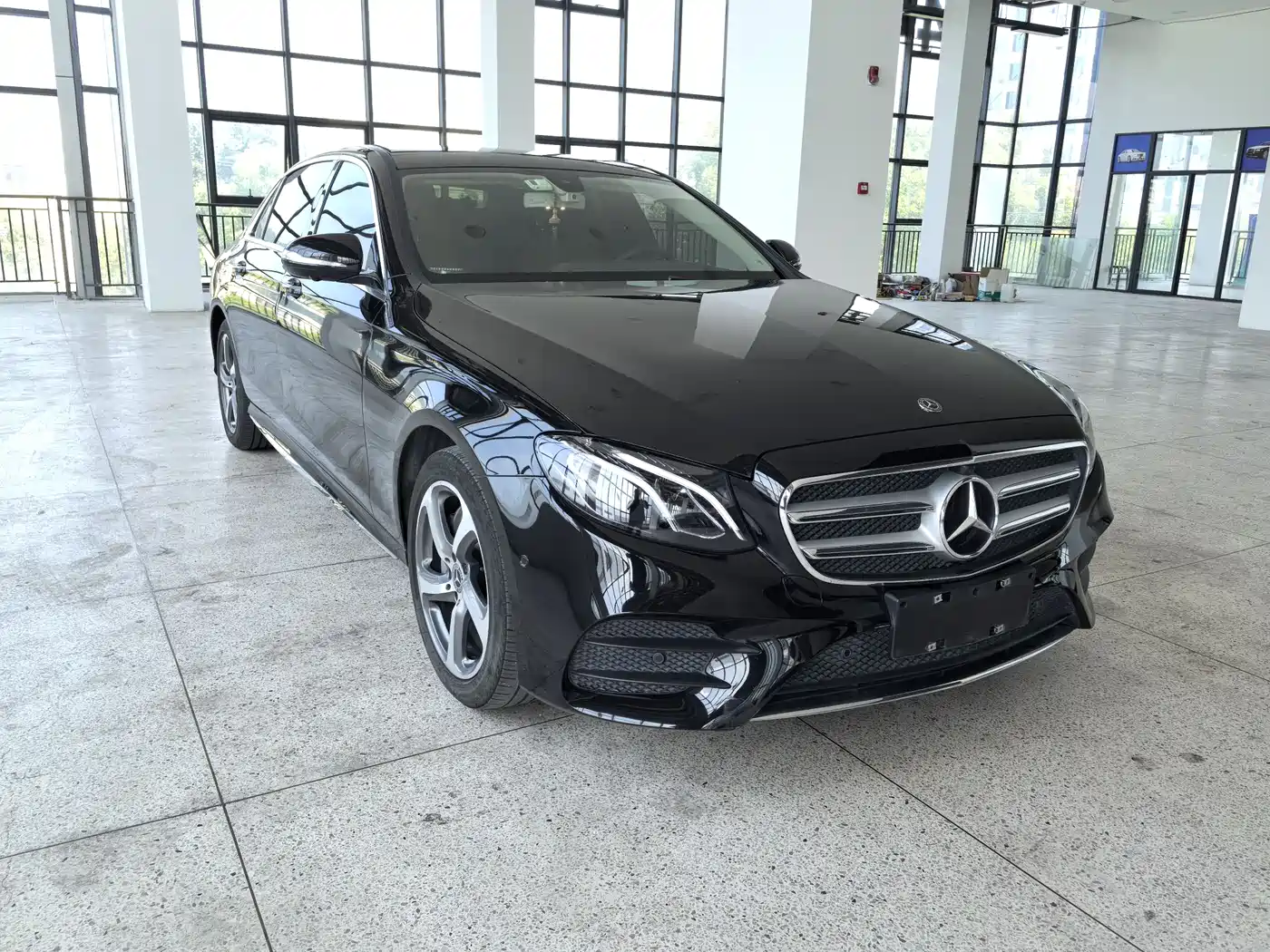 Mercedes-Benz E-Class 2019 E 300 L Sport Luxury фото 3