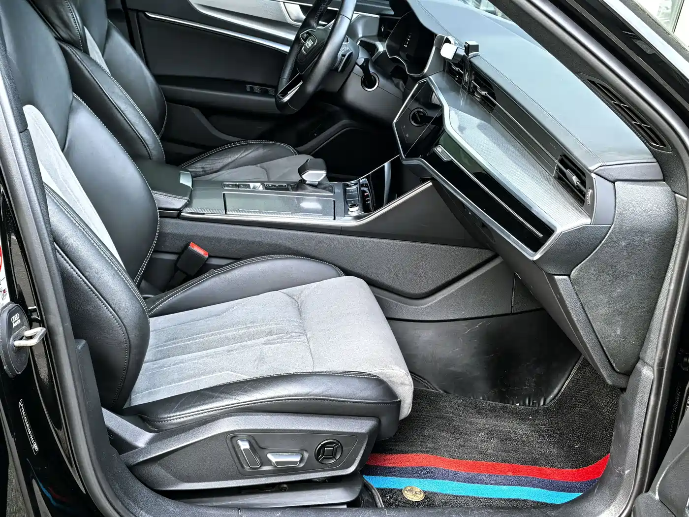 Audi A6L 2024 45 TFSI Premium Dynamic фото 10