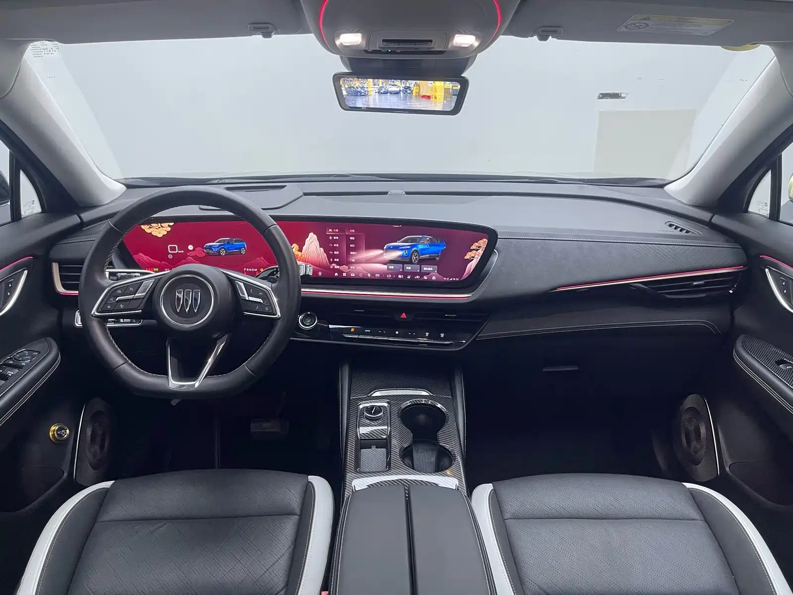 Photo 14 - Buick Envision S