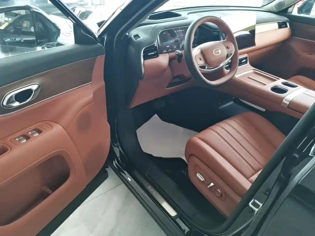 GAC Trumpchi Trumpchi Vision S9 2025 Qian Kun Max 6-seater фото 16