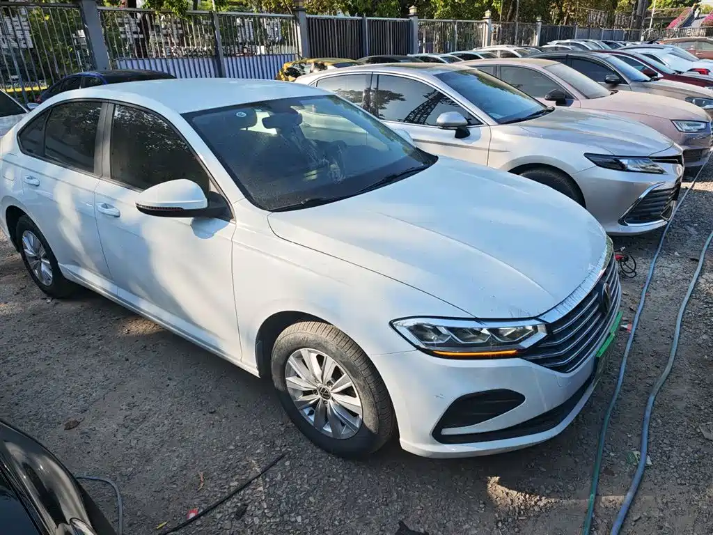 Volkswagen Lavida 2023 1.5L Auto Delight Edition фото 4