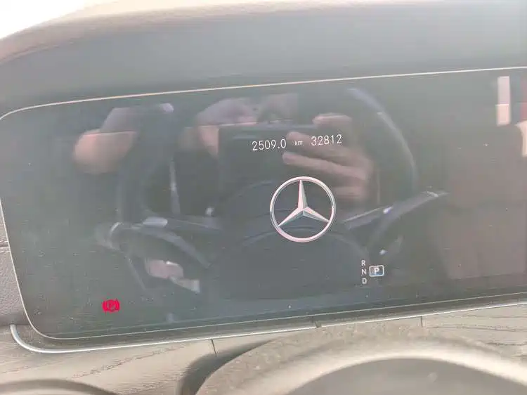 Mercedes-Benz E-Class 2023 E 300 L Sport Fashion фото 13